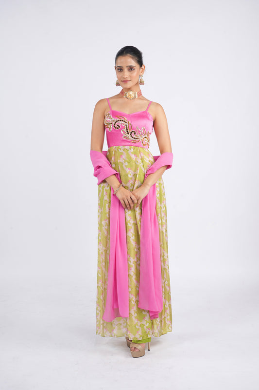 Inaaya set