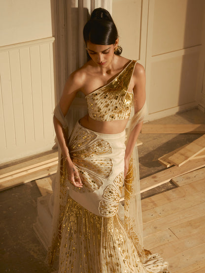 THE CLASSIC LEHENGA